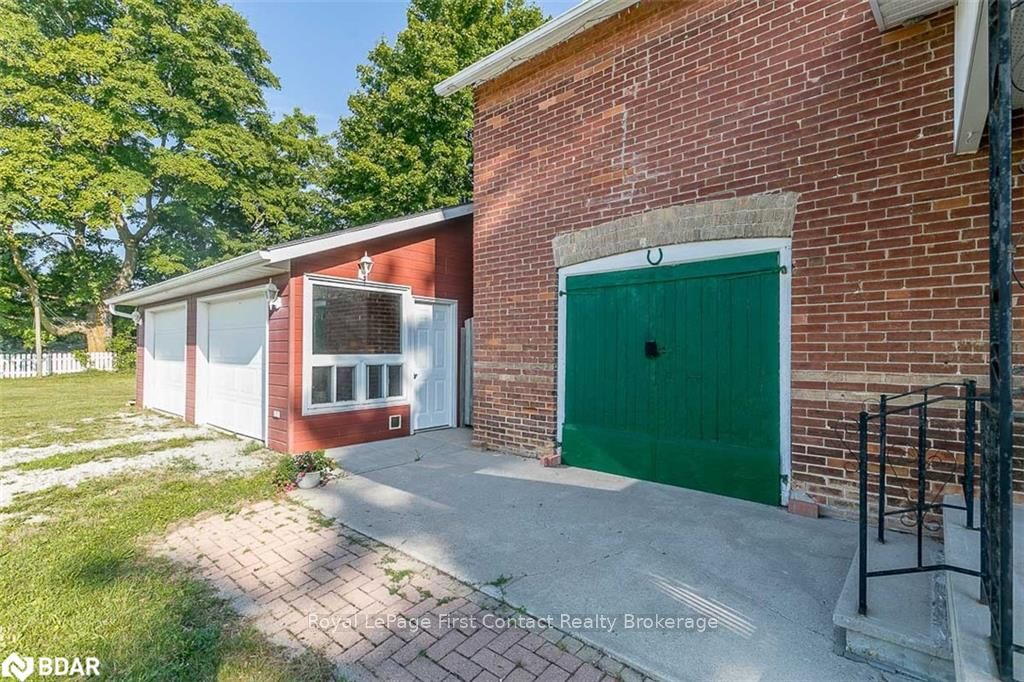 Photo 7 of 6212 27 County Road, Essa, Rural Essa — HOMEH