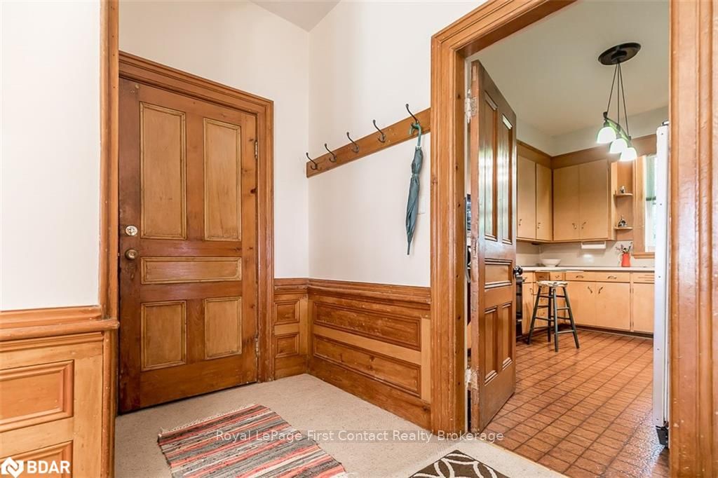 Photo 17 of 6212 27 County Road, Essa, Rural Essa — HOMEH