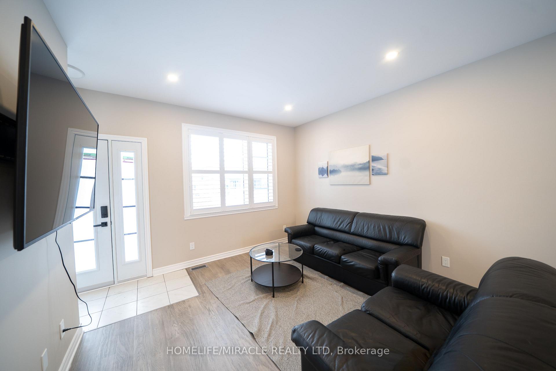 Photo 7 of 242 Lourdes Avenue, Cornwall — HOMEH