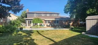 Photo 3 of 20 Hope Crescent, Belleville, Belleville Ward — HOMEH