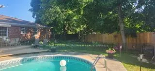 Photo 5 of 20 Hope Crescent, Belleville, Belleville Ward — HOMEH