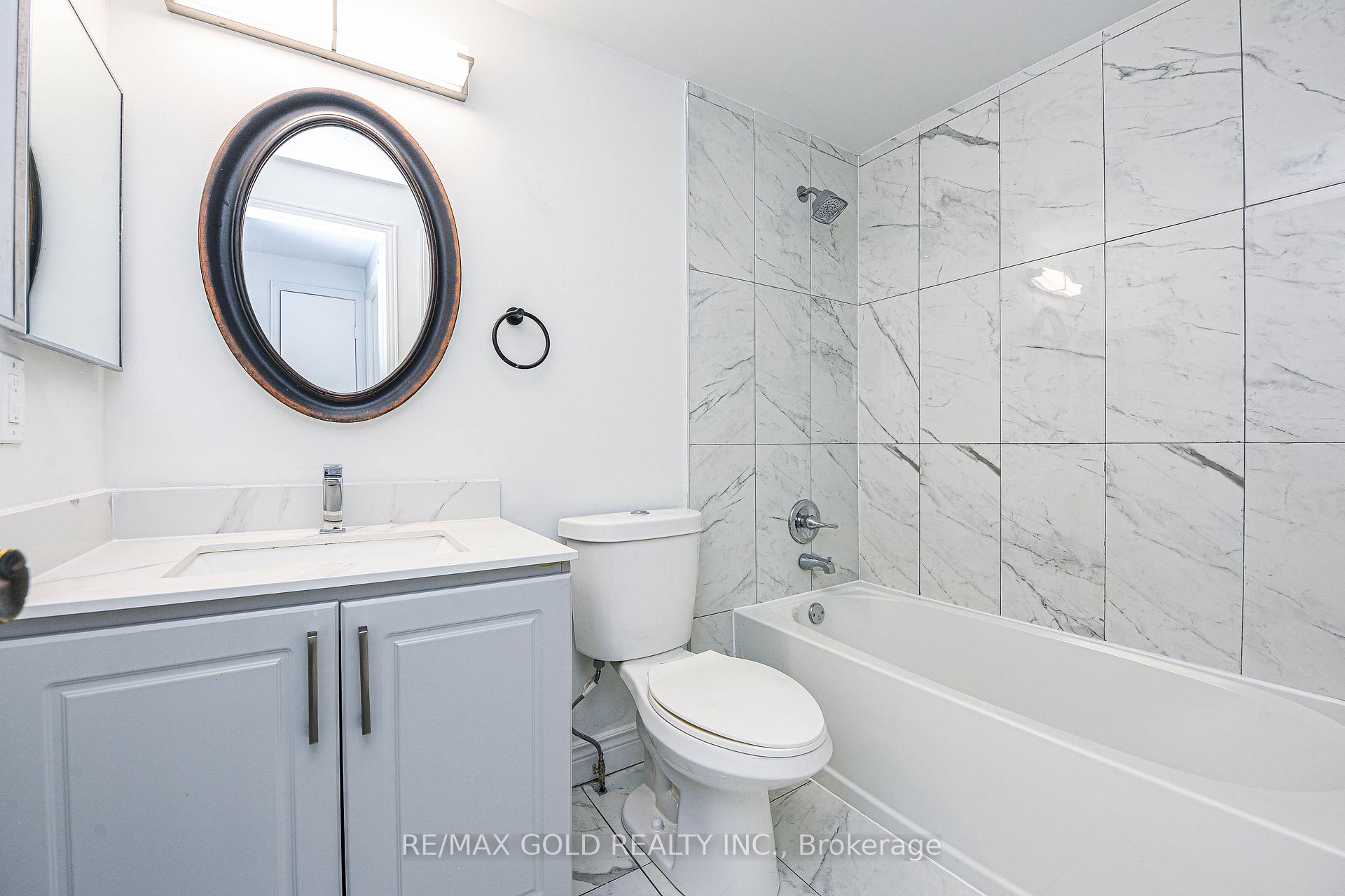 Photo 20 of 14 Nottawasaga Crescent, Brampton, Heart Lake West — HOMEH