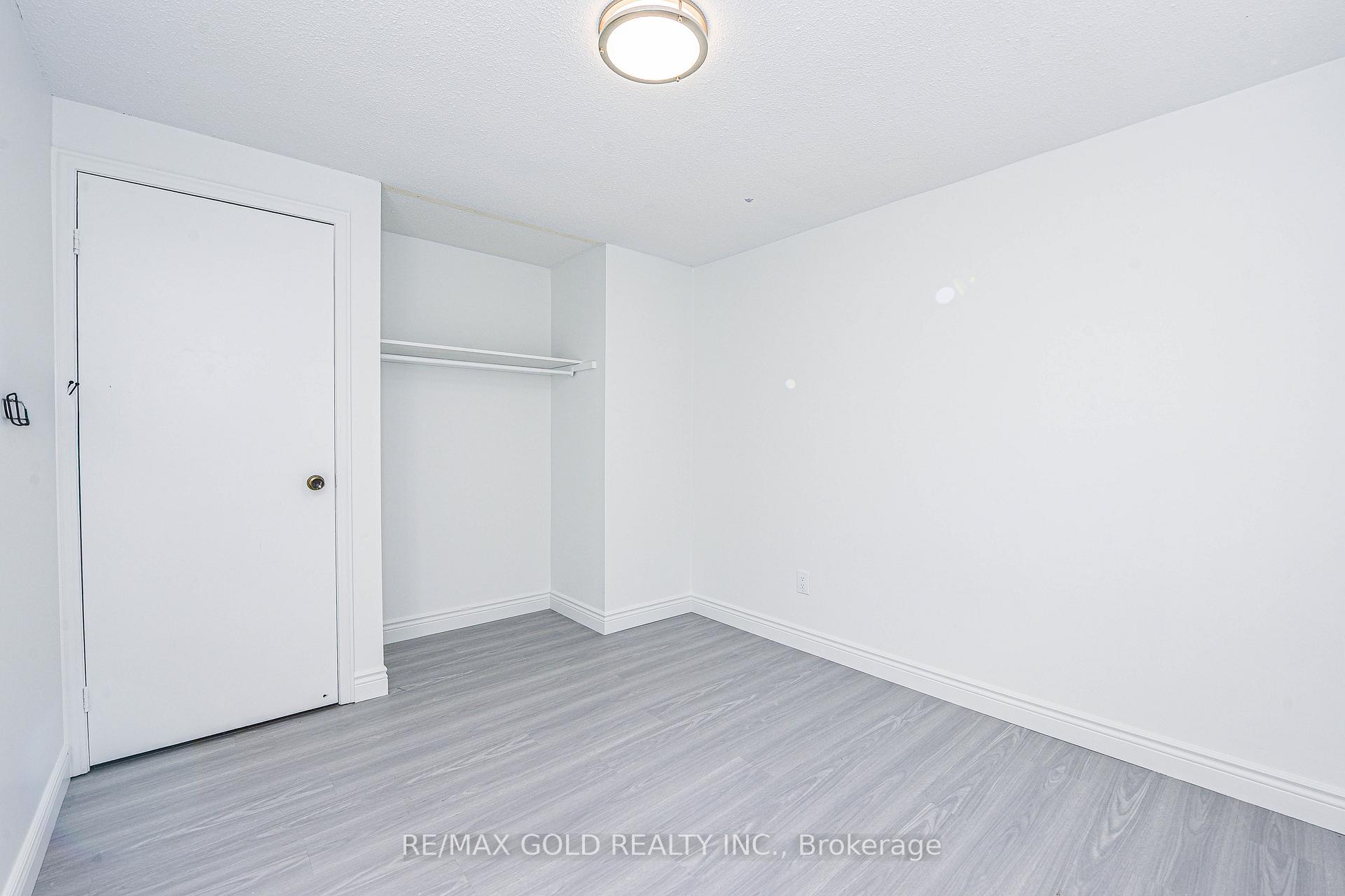 Photo 38 of 14 Nottawasaga Crescent, Brampton, Heart Lake West — HOMEH