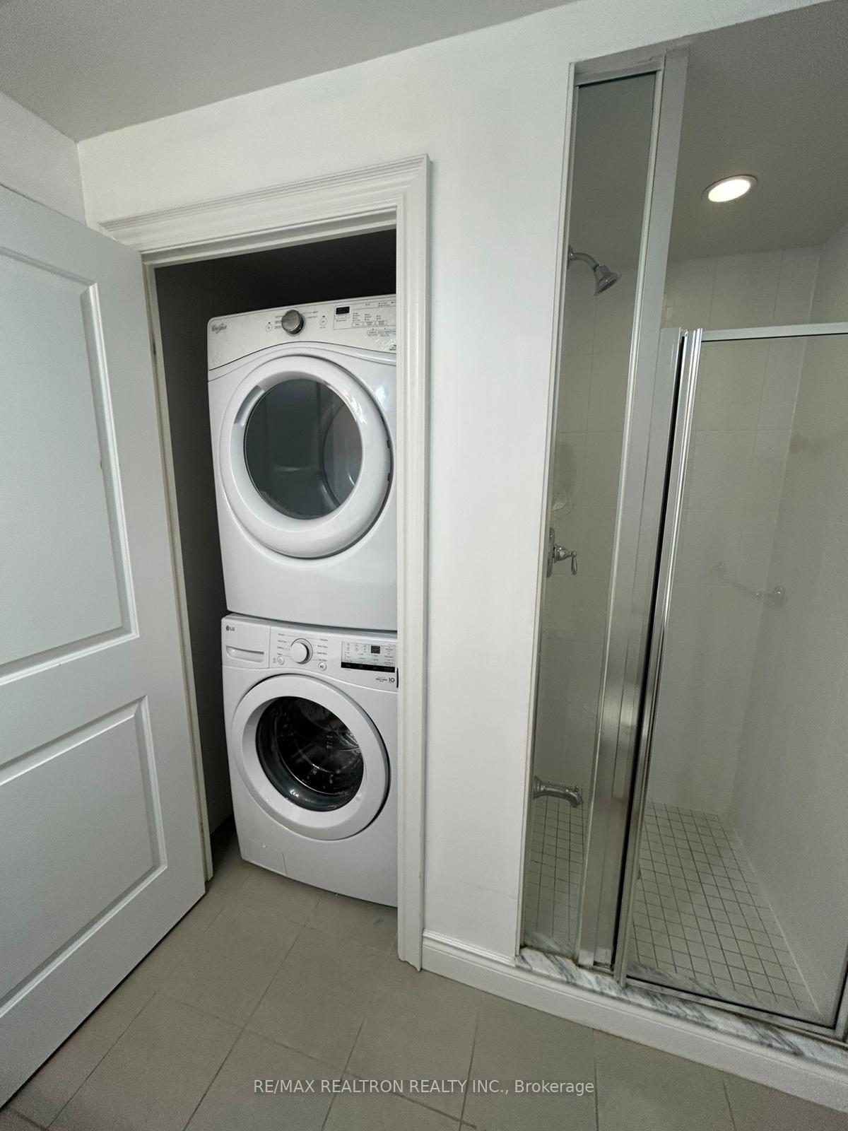Photo 12 of Unit 1106, 38 Cedarland Drive, Markham, Unionville — HOMEH