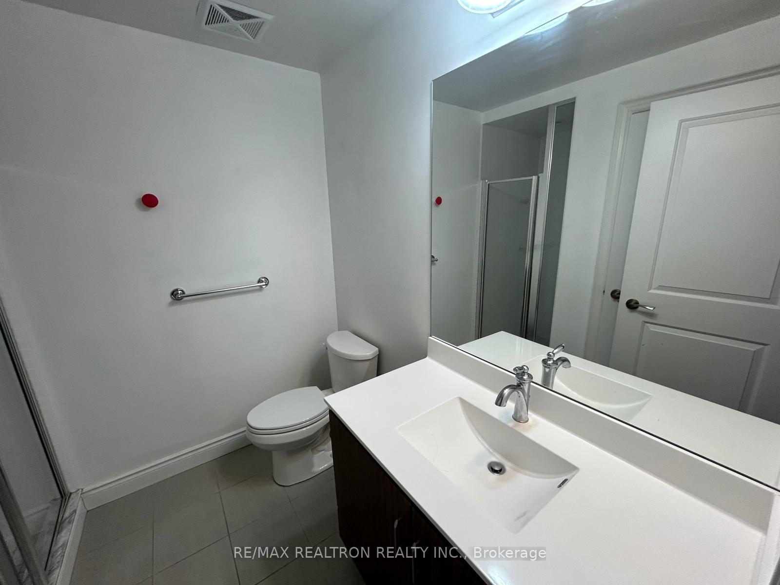 Photo 13 of Unit 1106, 38 Cedarland Drive, Markham, Unionville — HOMEH