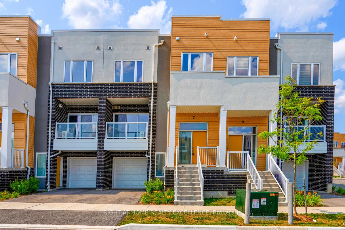 Photo 2 of 7 Wellness Avenue, Kitchener, Huron Park — HOMEH