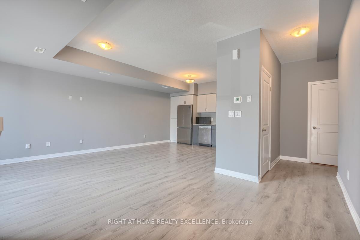 Photo 9 of 7 Wellness Avenue, Kitchener, Huron Park — HOMEH