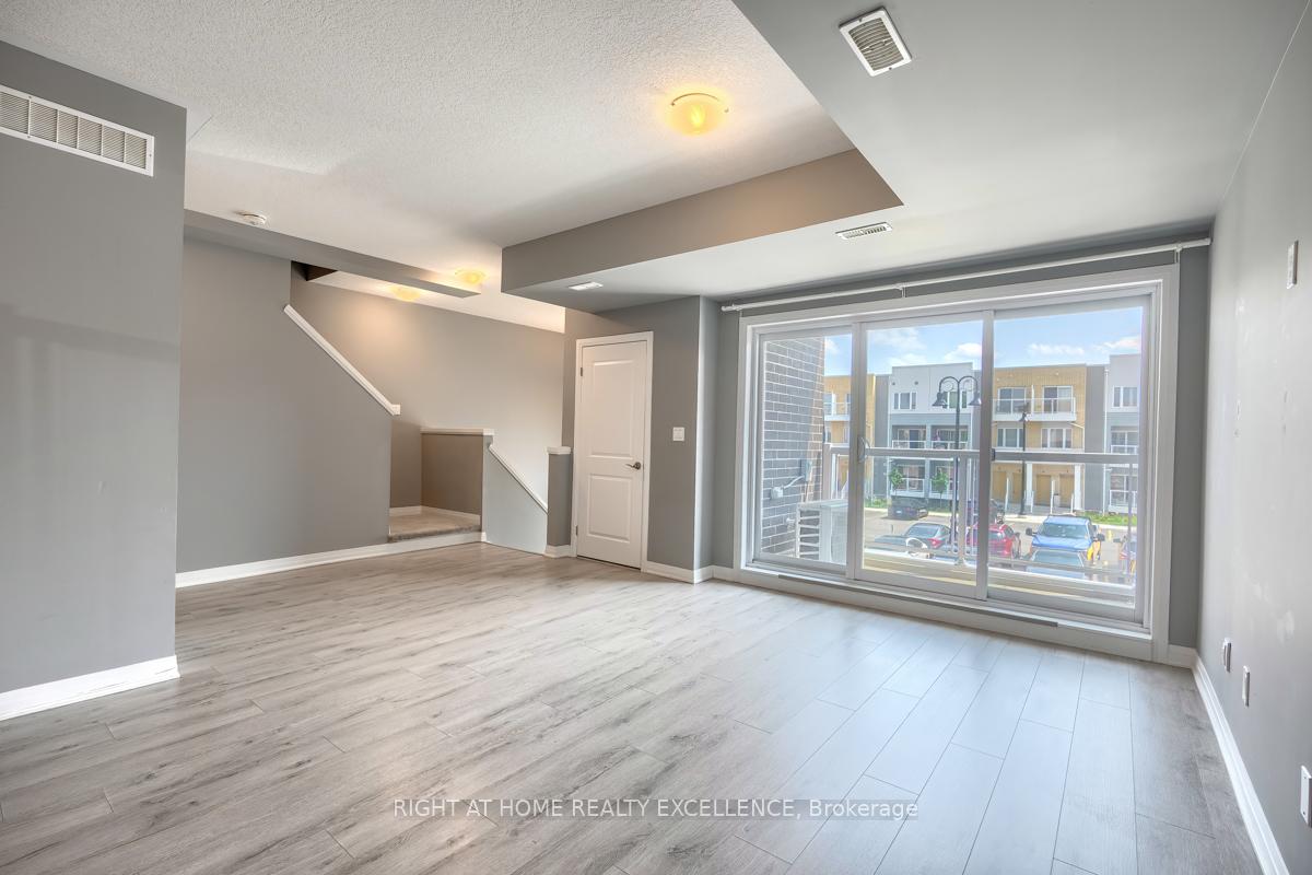 Photo 12 of 7 Wellness Avenue, Kitchener, Huron Park — HOMEH