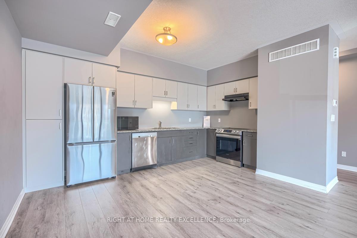 Photo 14 of 7 Wellness Avenue, Kitchener, Huron Park — HOMEH