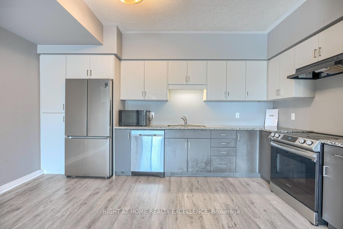 Photo 15 of 7 Wellness Avenue, Kitchener, Huron Park — HOMEH