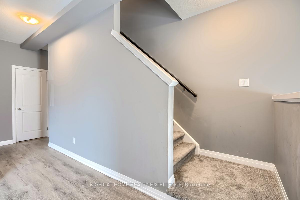 Photo 17 of 7 Wellness Avenue, Kitchener, Huron Park — HOMEH