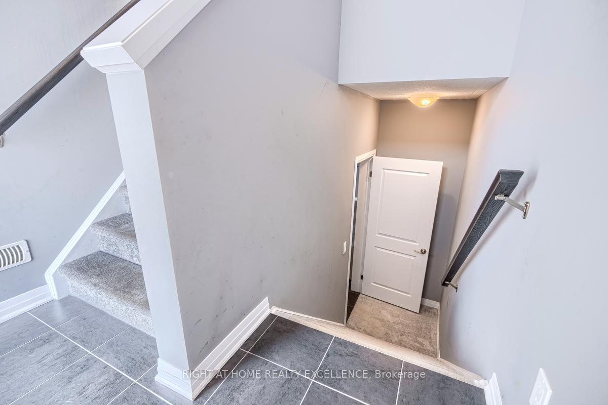 Photo 31 of 7 Wellness Avenue, Kitchener, Huron Park — HOMEH