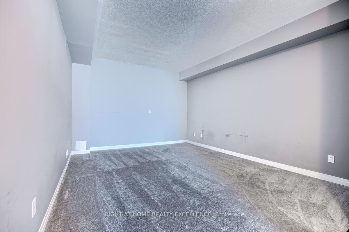 Photo 34 of 7 Wellness Avenue, Kitchener, Huron Park — HOMEH