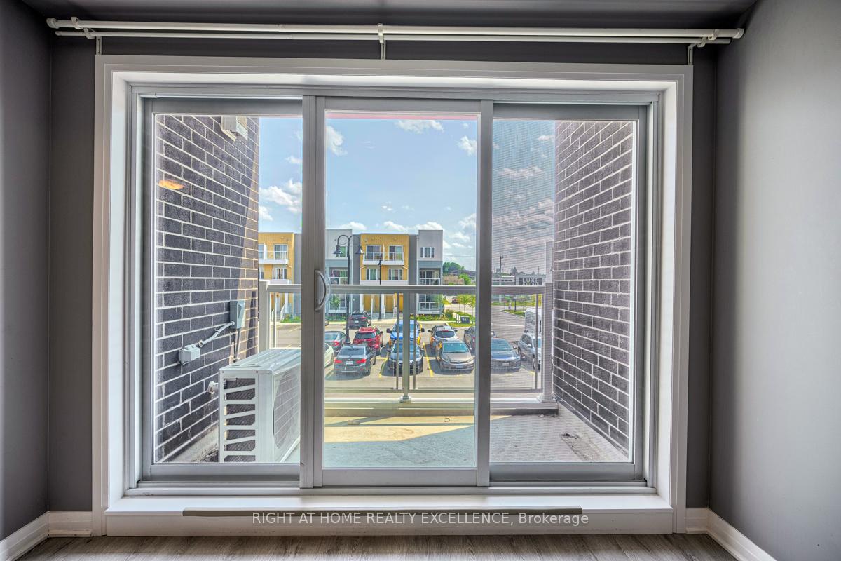 Photo 35 of 7 Wellness Avenue, Kitchener, Huron Park — HOMEH