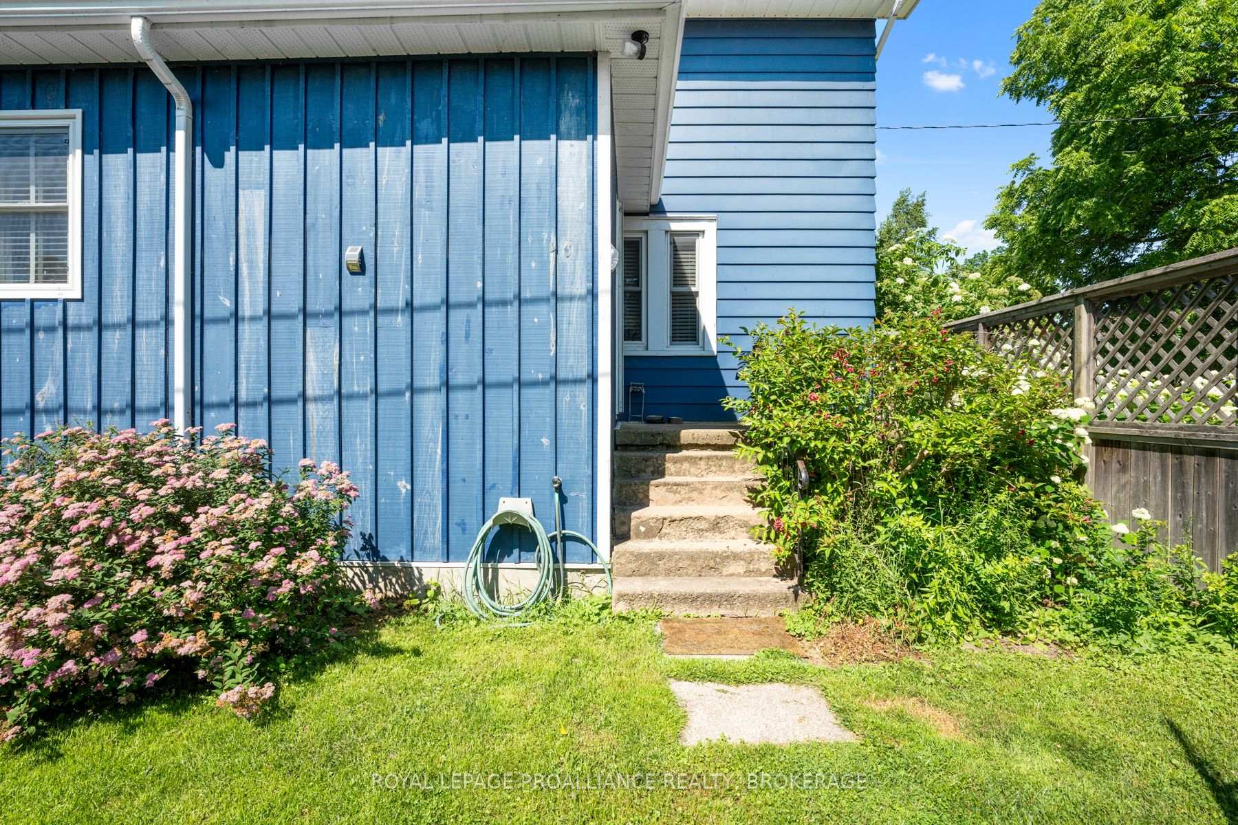 Photo 27 of 35 Princess Street, Gananoque — HOMEH