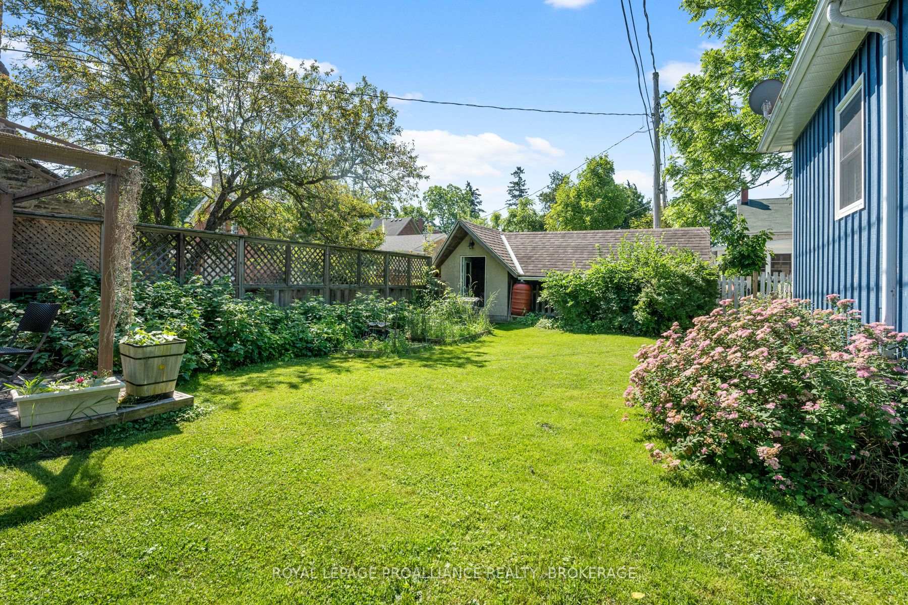Photo 29 of 35 Princess Street, Gananoque — HOMEH