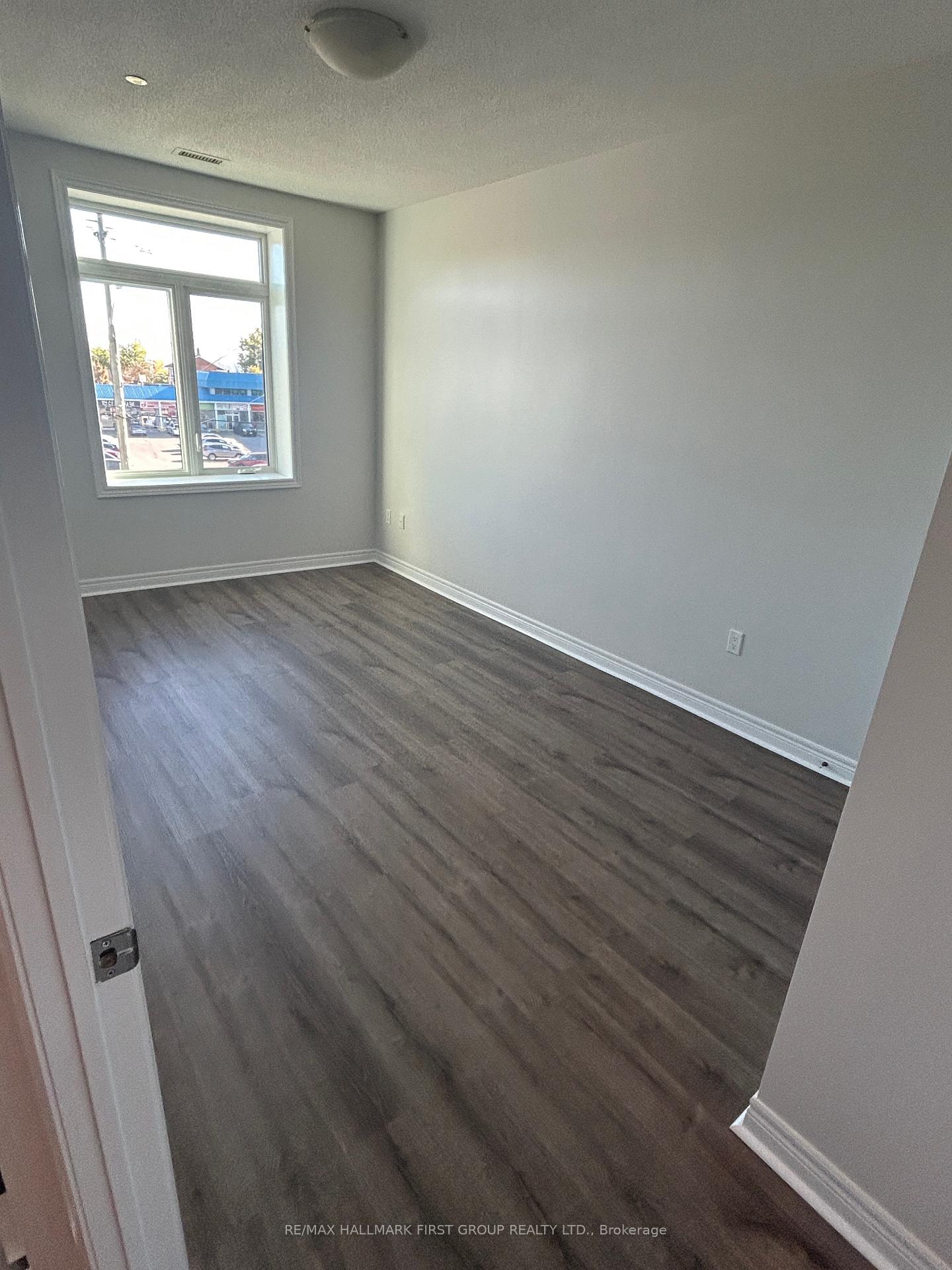 Photo 12 of Unit 310, 7768 Kennedy Road, Markham, Milliken Mills West — HOMEH