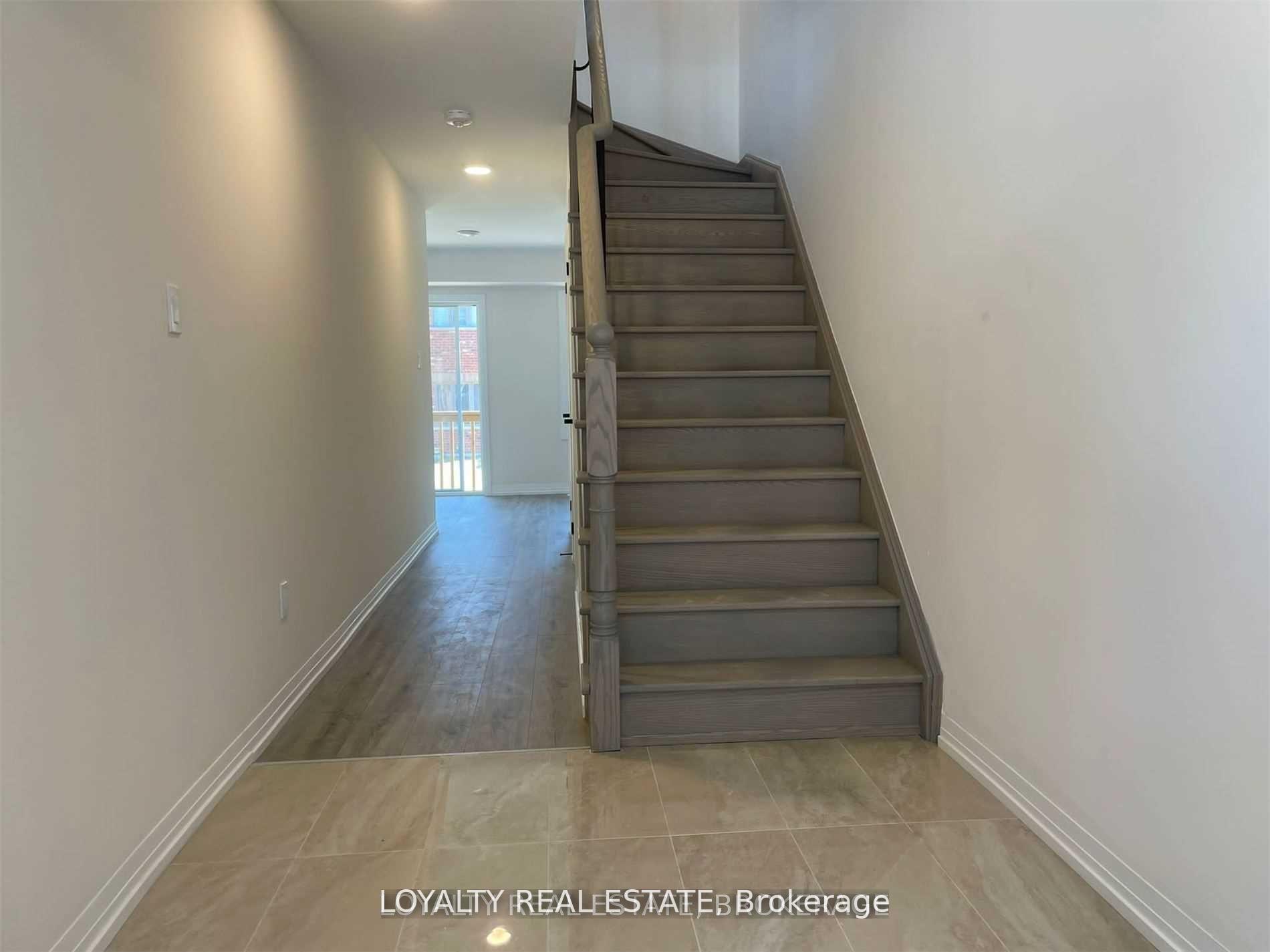 Photo 3 of 107 Bavin Street, Clarington, Bowmanville — HOMEH