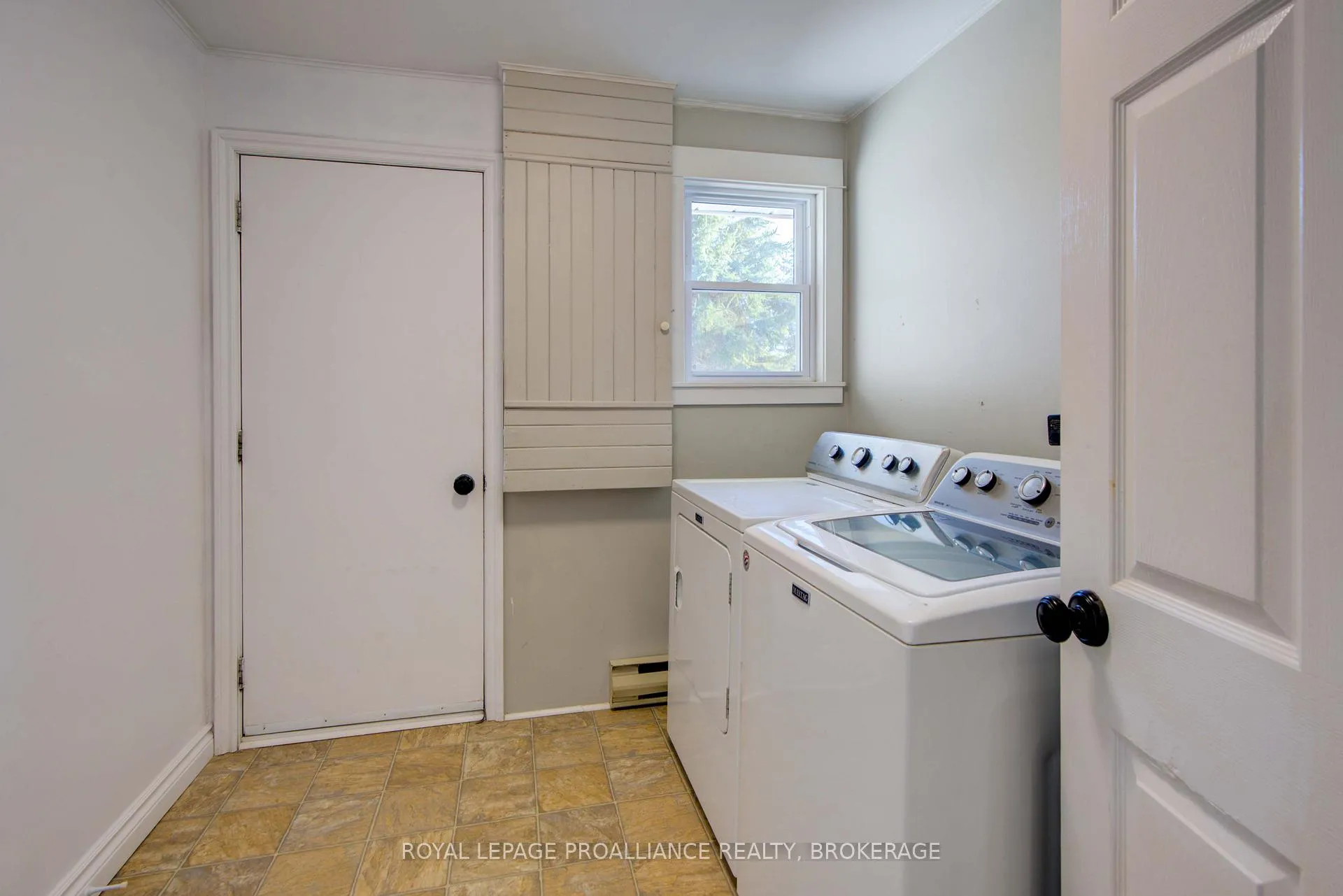 Photo 36 of 4469 Larry York Road, Frontenac, Frontenac South — HOMEH