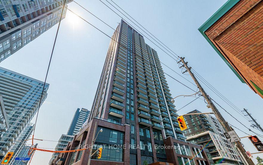 Front of Unit 3201, 130 River Street