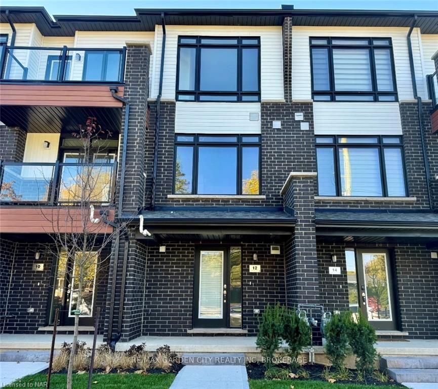 Front of 12 Sidney Rose Common