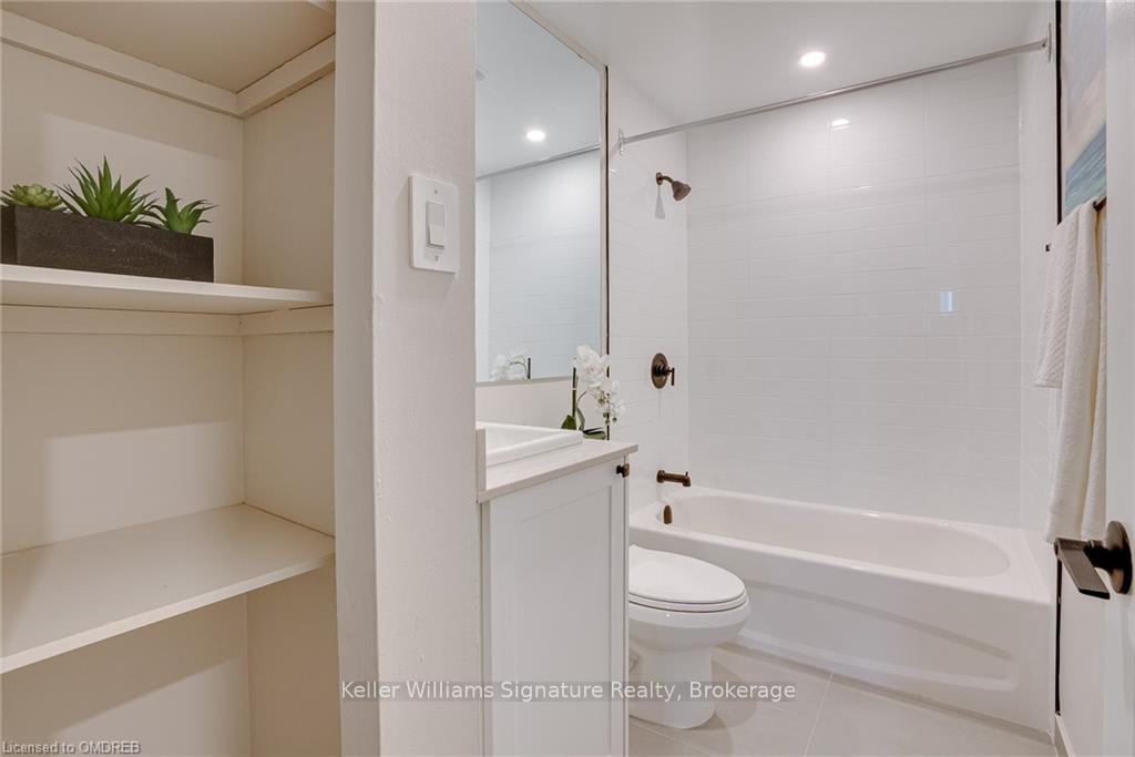 Photo 11 of Unit A-303, 1083 Main Street, Hamilton, Crown Point — HOMEH