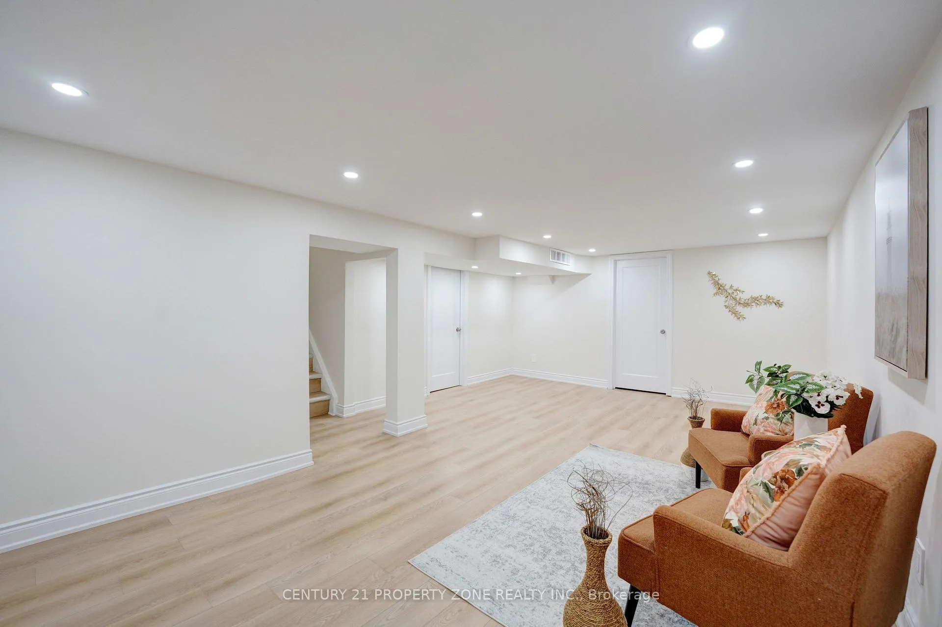 Photo 36 of 187 Martha Crescent, Caledon, Bolton West — HOMEH