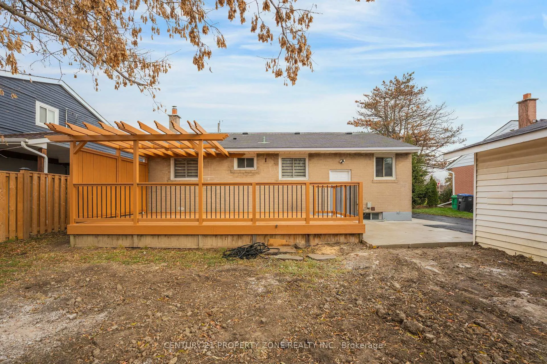 Photo 46 of 187 Martha Crescent, Caledon, Bolton West — HOMEH