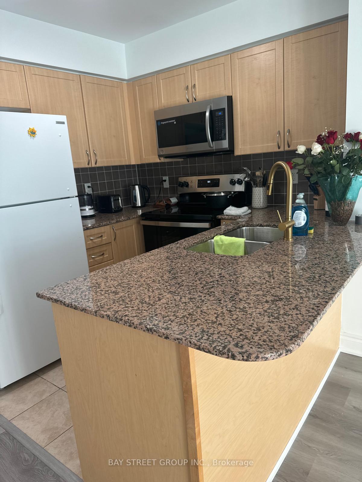 Photo 2 of Unit 505, 30 Clegg Road, Markham, Unionville — HOMEH