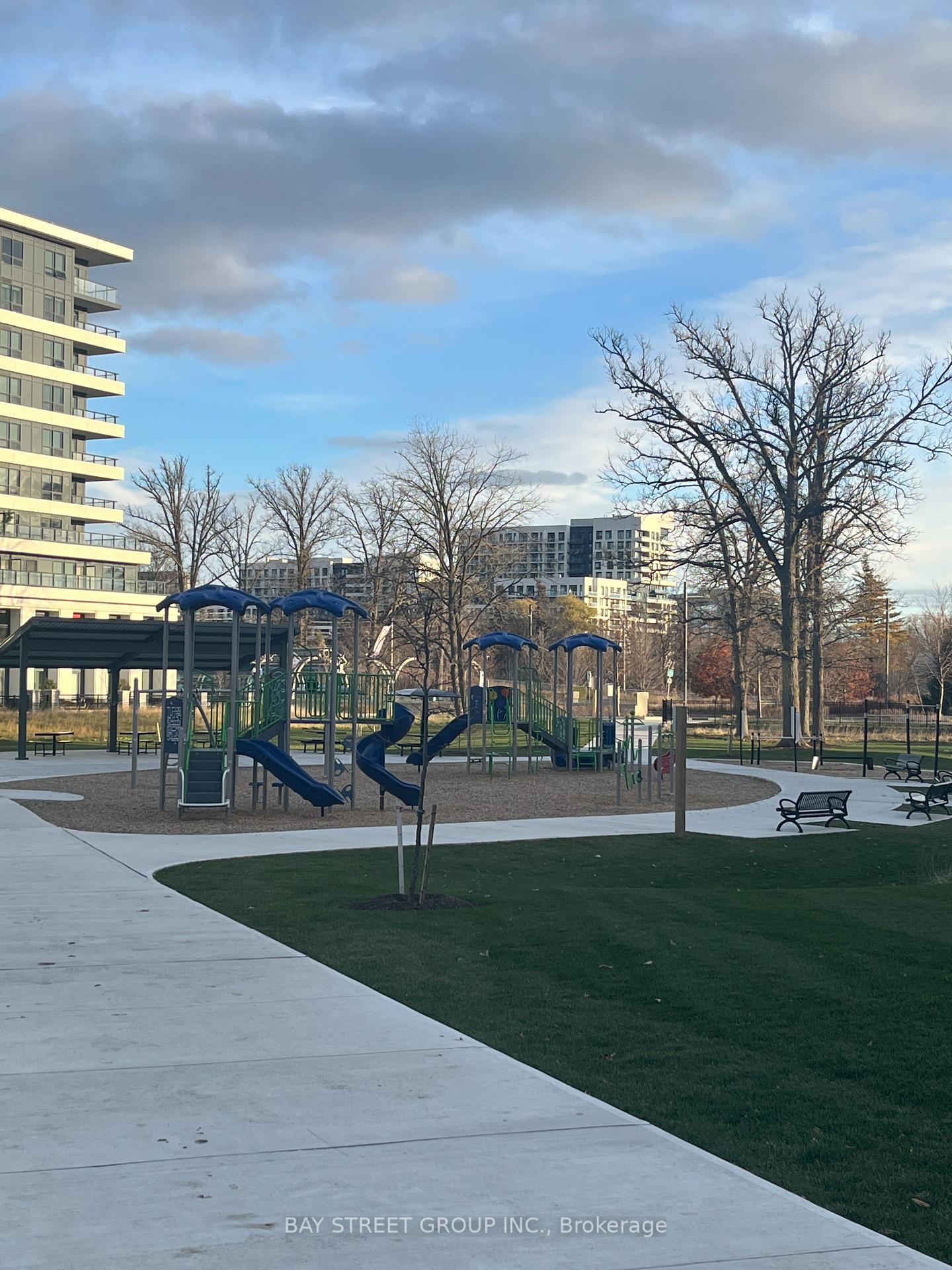 Photo 11 of Unit 505, 30 Clegg Road, Markham, Unionville — HOMEH