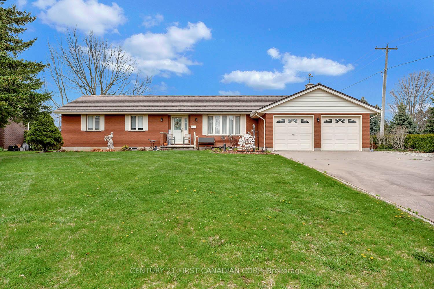 Photo 2 of 16 Broadview Drive, Brant, Burford — HOMEH