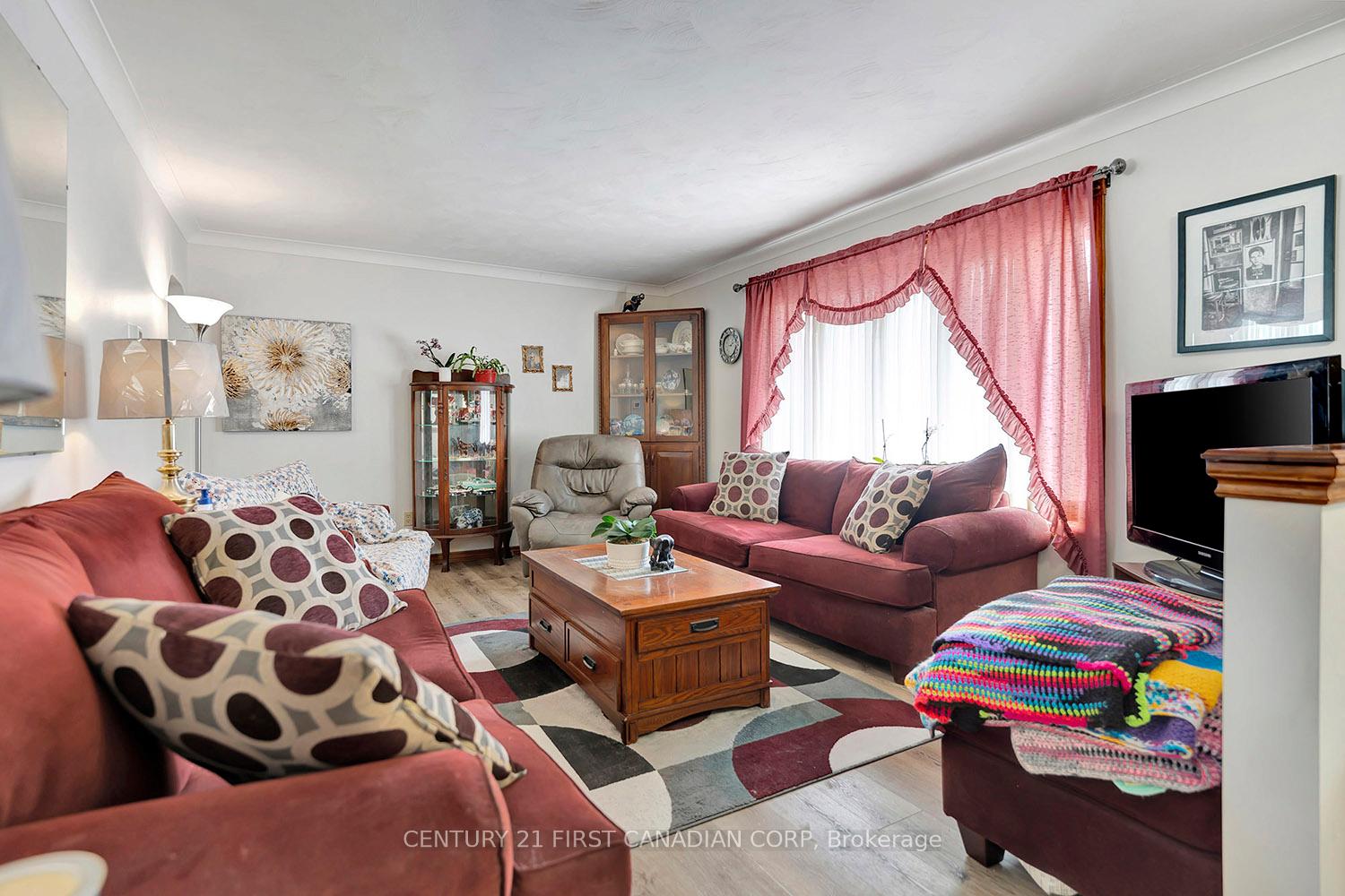 Photo 6 of 16 Broadview Drive, Brant, Burford — HOMEH