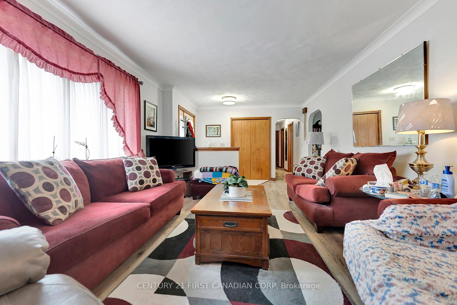 Photo 19 of 16 Broadview Drive, Brant, Burford — HOMEH