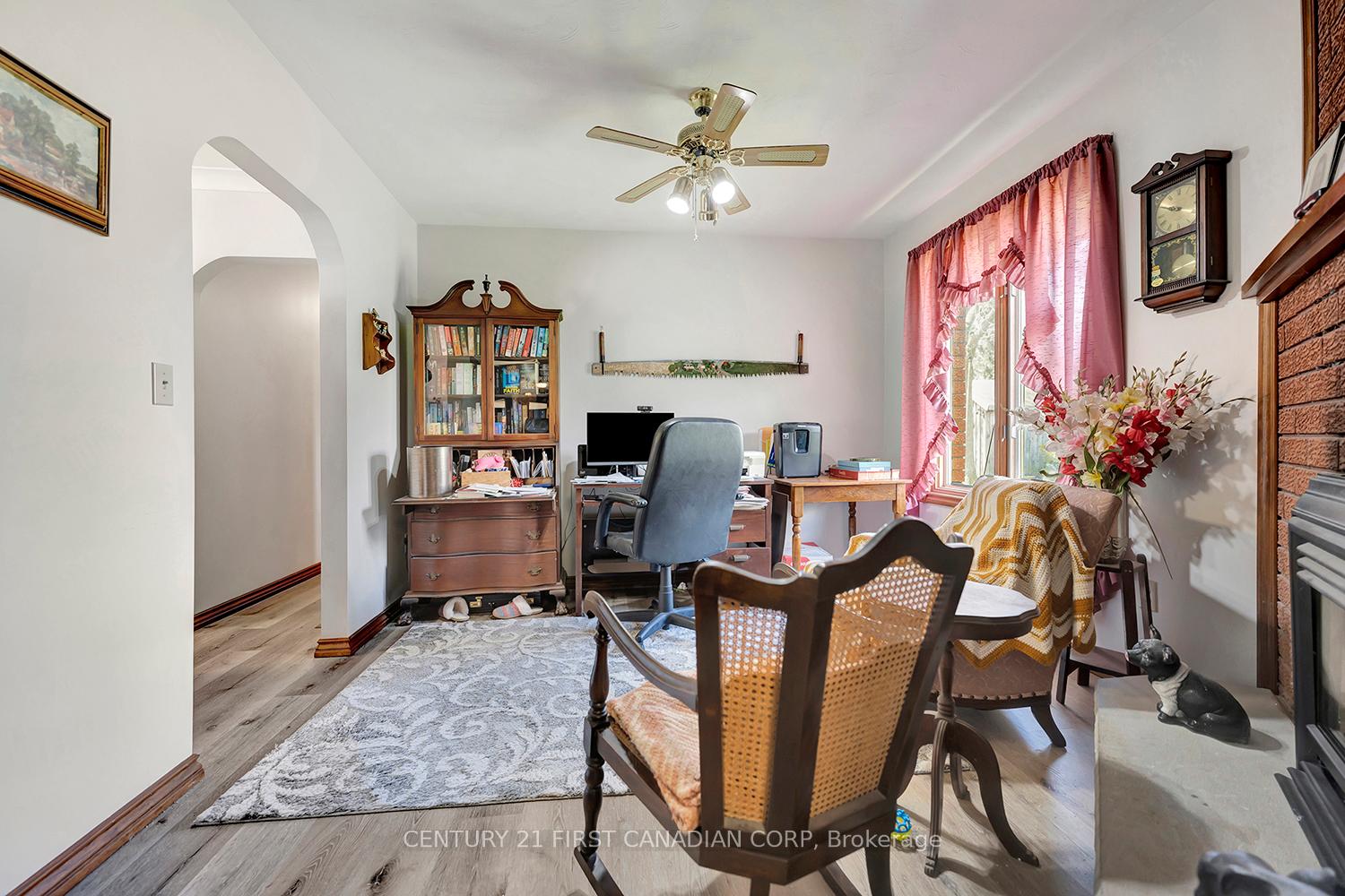 Photo 12 of 16 Broadview Drive, Brant, Burford — HOMEH