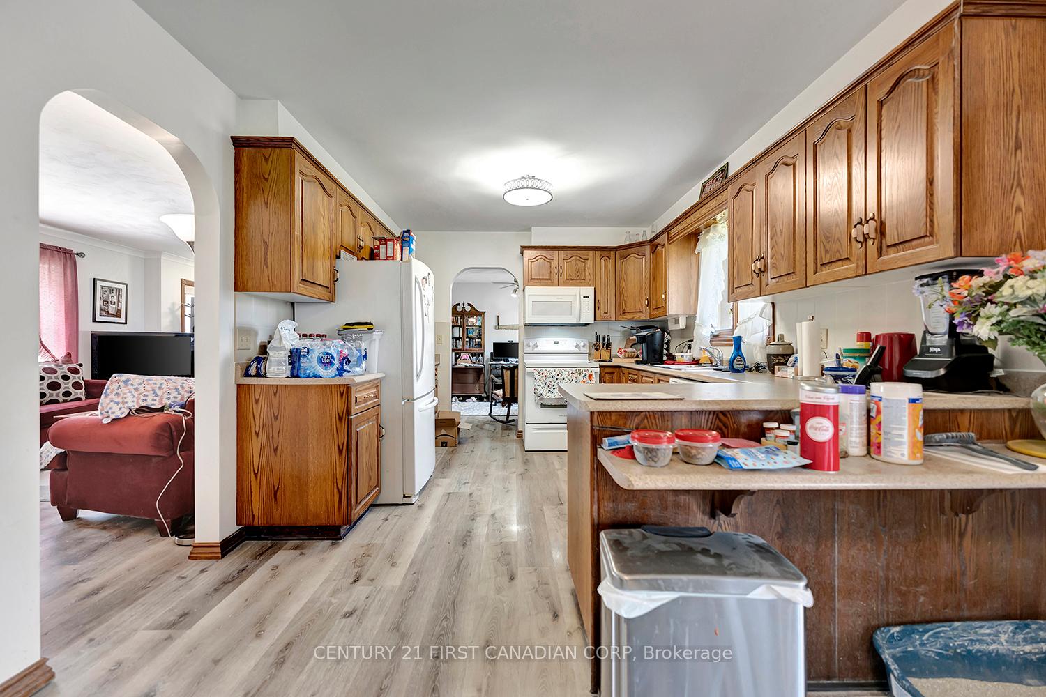 Photo 18 of 16 Broadview Drive, Brant, Burford — HOMEH