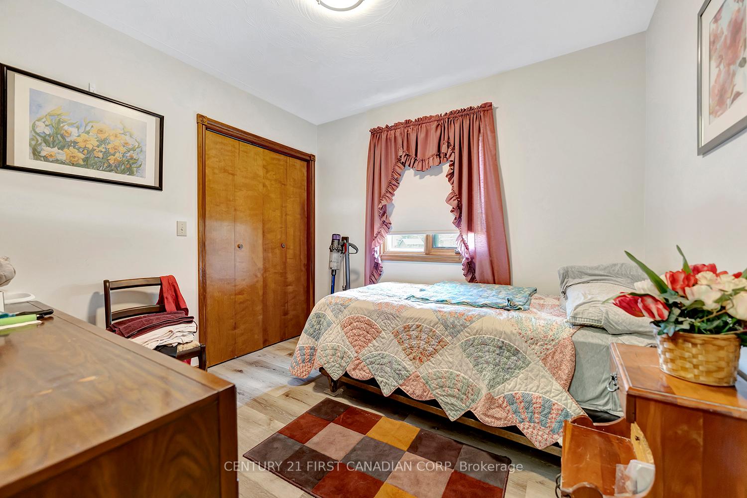 Photo 25 of 16 Broadview Drive, Brant, Burford — HOMEH