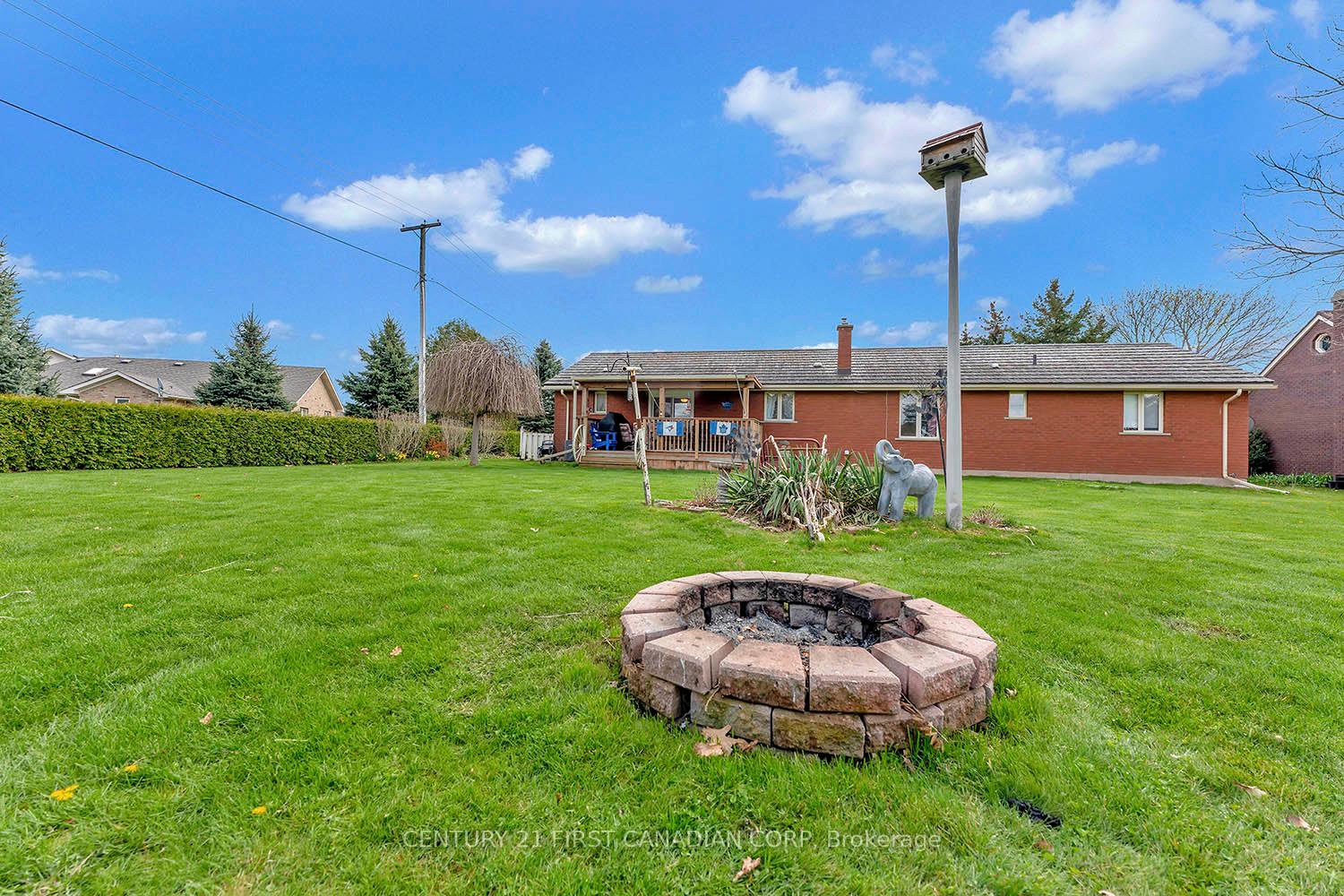 Photo 35 of 16 Broadview Drive, Brant, Burford — HOMEH