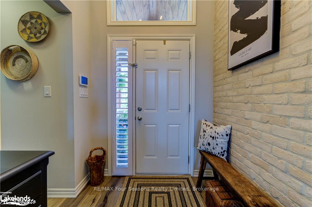 Photo 5 of 2 Spooner Crescent, Collingwood — HOMEH