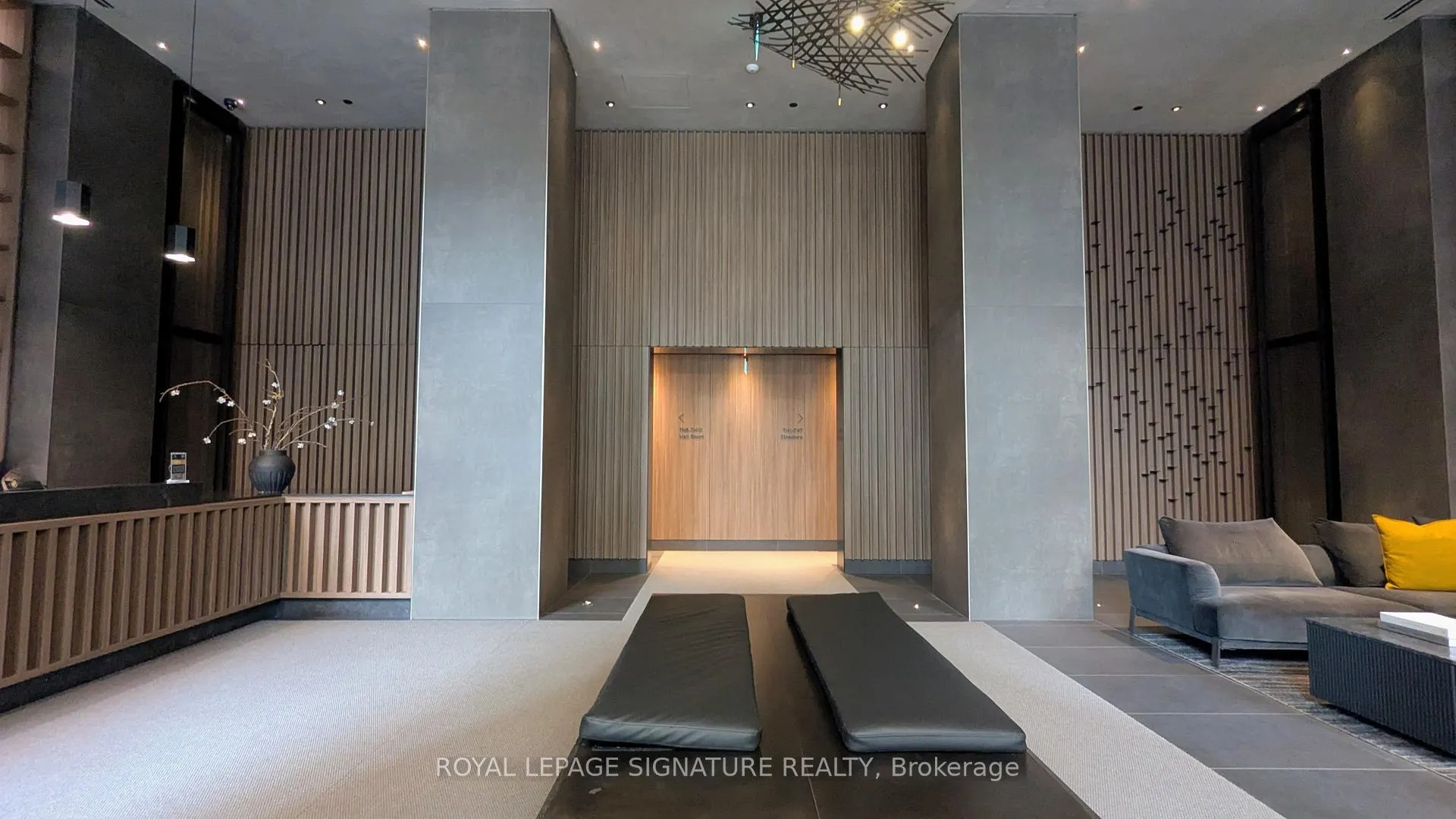 Photo 4 of Unit 1706, 55 Charles Street E, Toronto, Church-Yonge Corridor — HOMEH