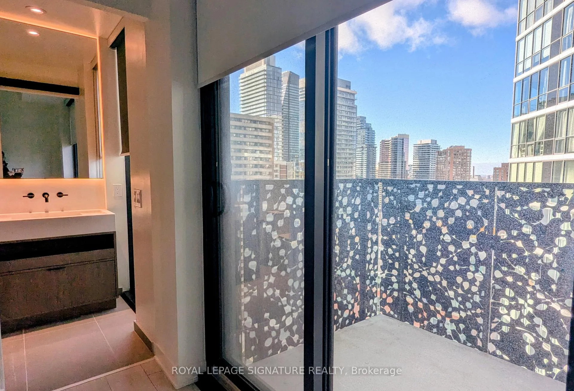 Photo 20 of Unit 1706, 55 Charles Street E, Toronto, Church-Yonge Corridor — HOMEH