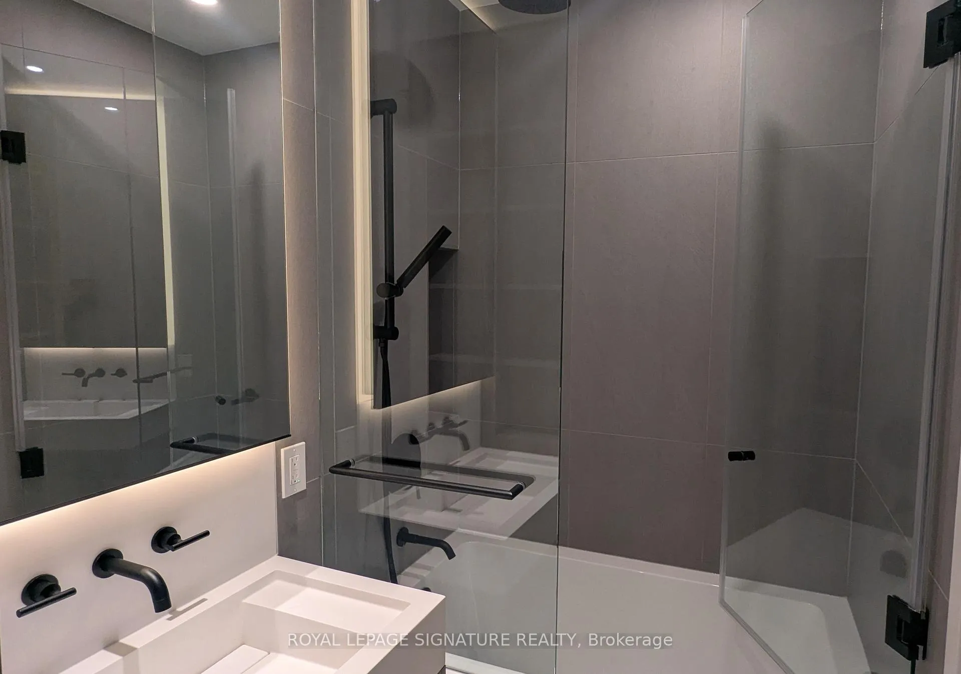 Photo 31 of Unit 1706, 55 Charles Street E, Toronto, Church-Yonge Corridor — HOMEH