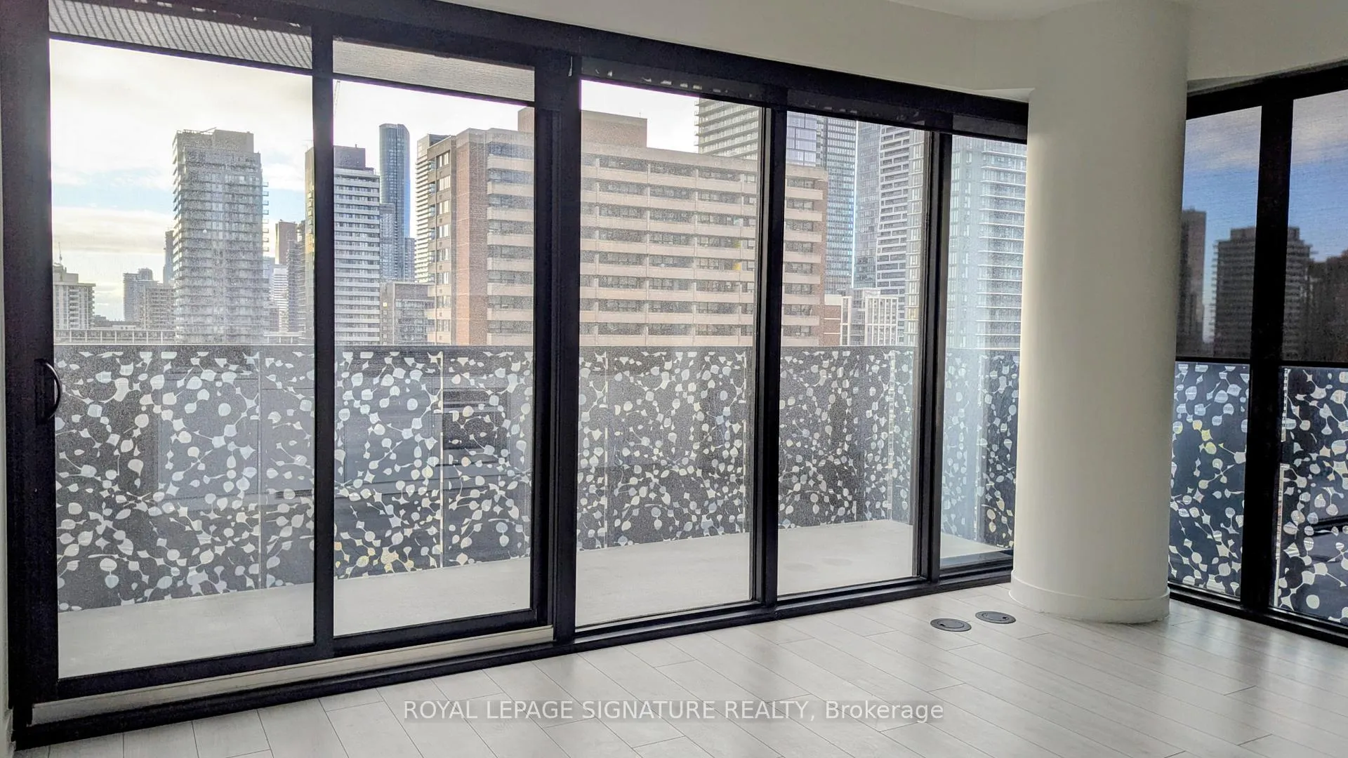 Photo 41 of Unit 1706, 55 Charles Street E, Toronto, Church-Yonge Corridor — HOMEH