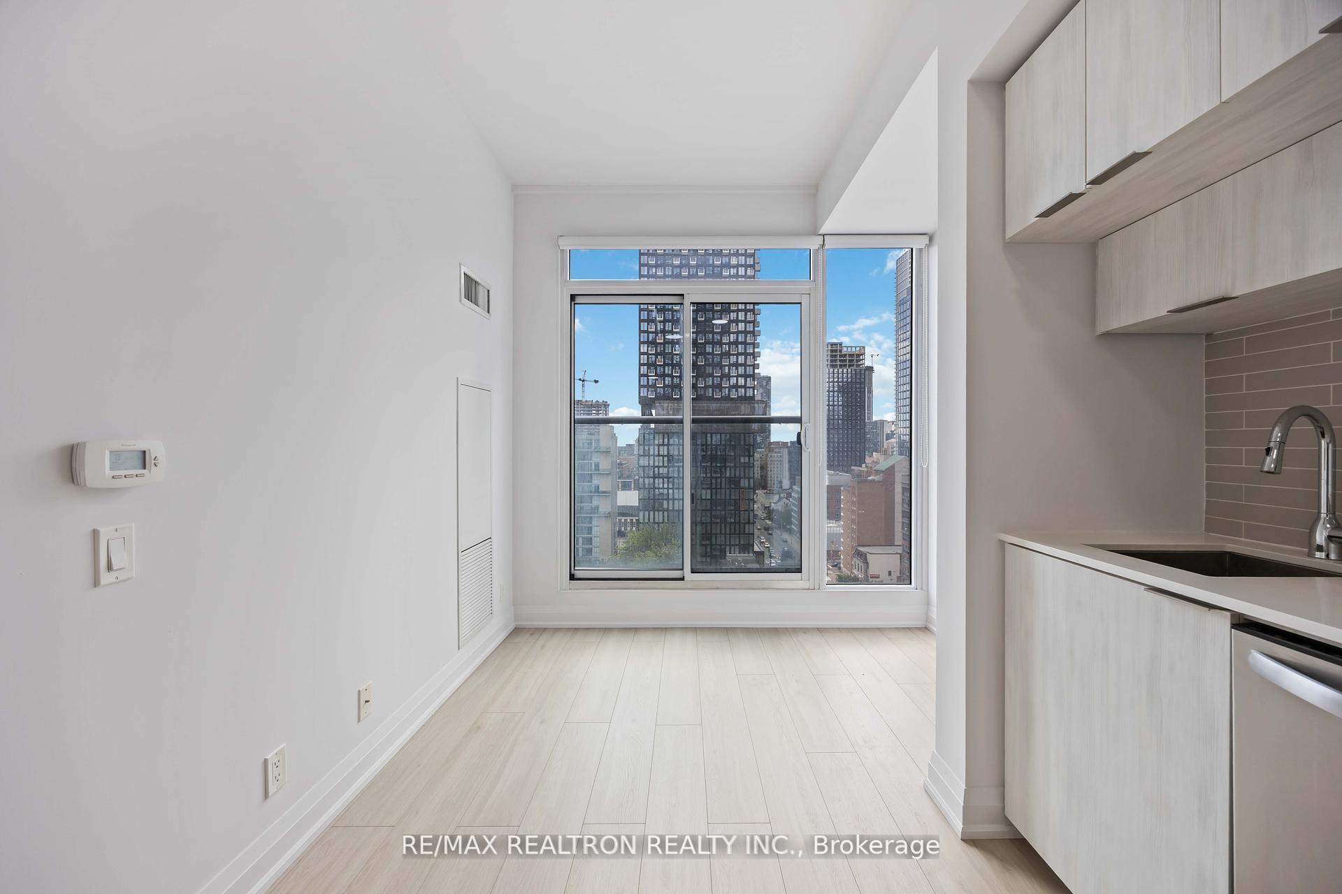 Photo 6 of Unit 1207, 181 Dundas Street E, Toronto, Church-Yonge Corridor — HOMEH