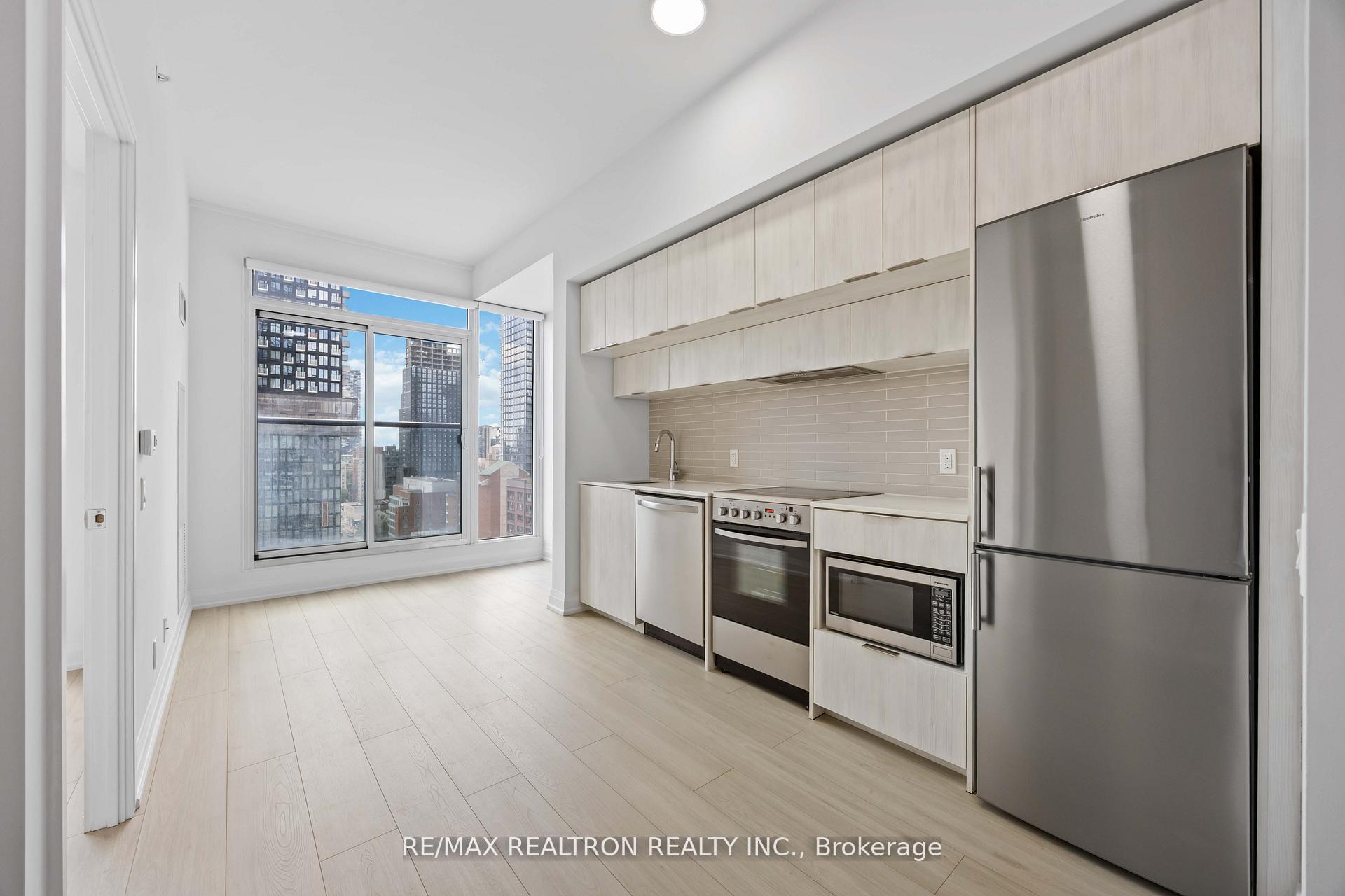 Photo 8 of Unit 1207, 181 Dundas Street E, Toronto, Church-Yonge Corridor — HOMEH