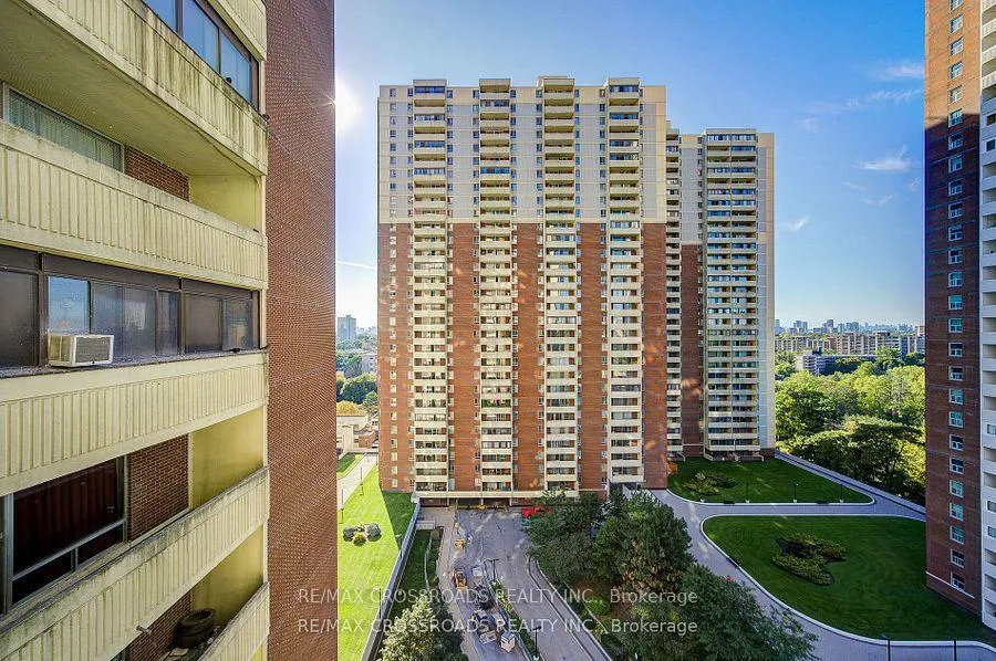 Front of Unit 1202, 5 Massey Square