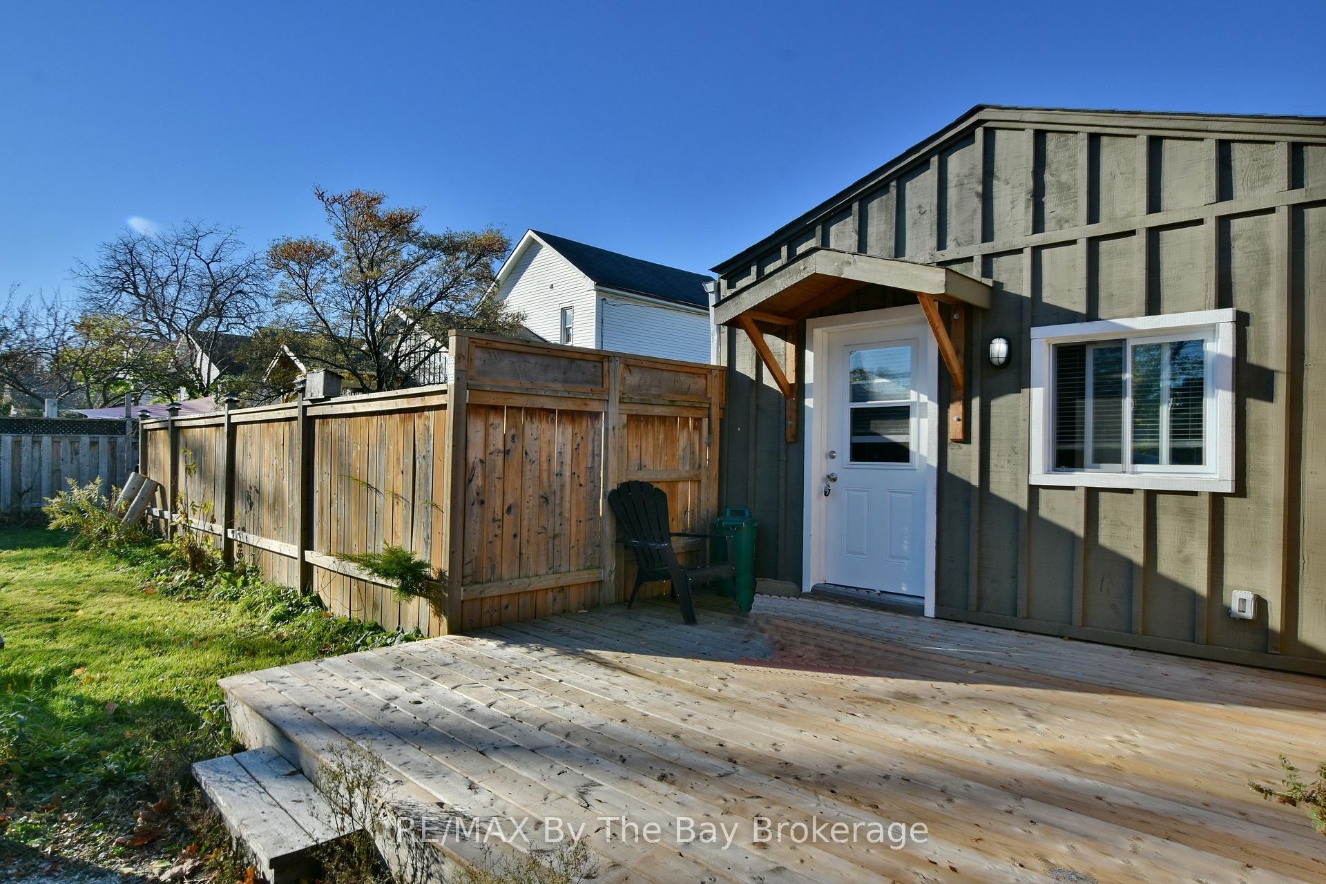 Photo 12 of 113 Spruce Street, Collingwood — HOMEH