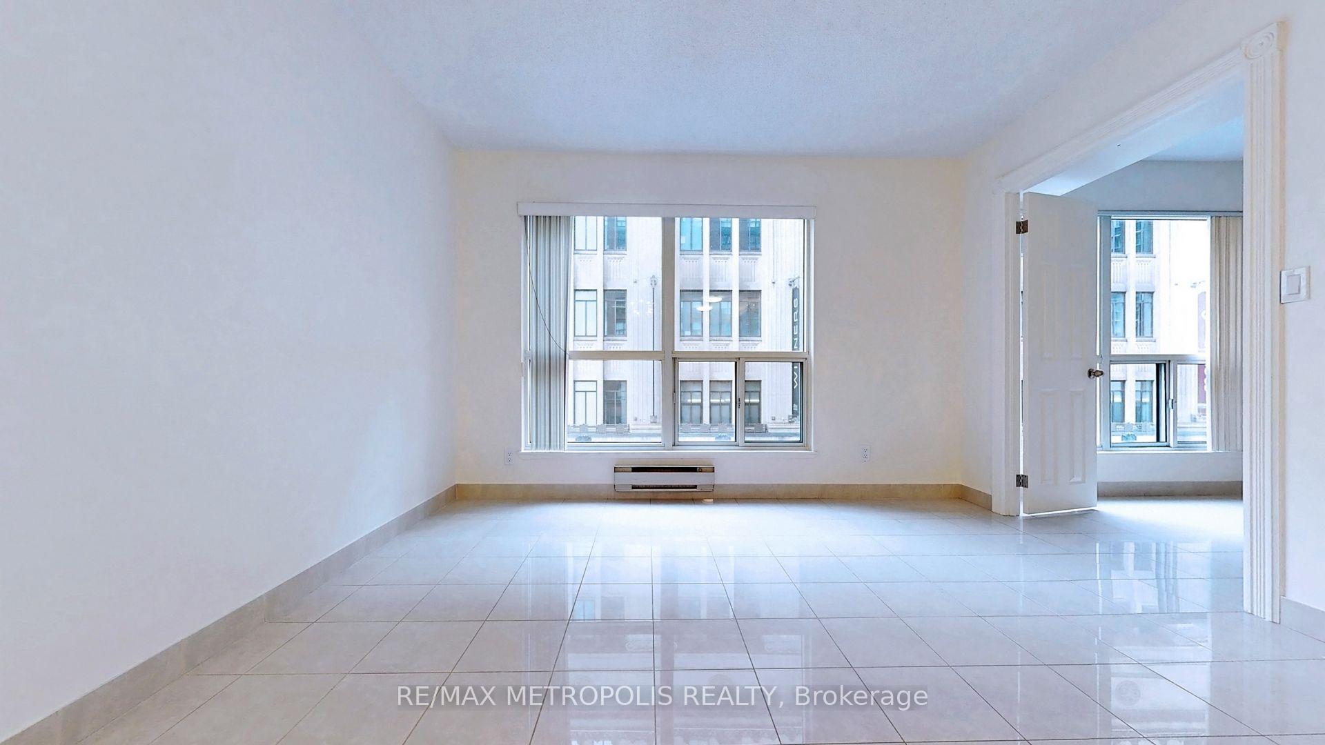 Photo 9 of Unit 407, 7 Carlton Street, Toronto, Church-Yonge Corridor — HOMEH