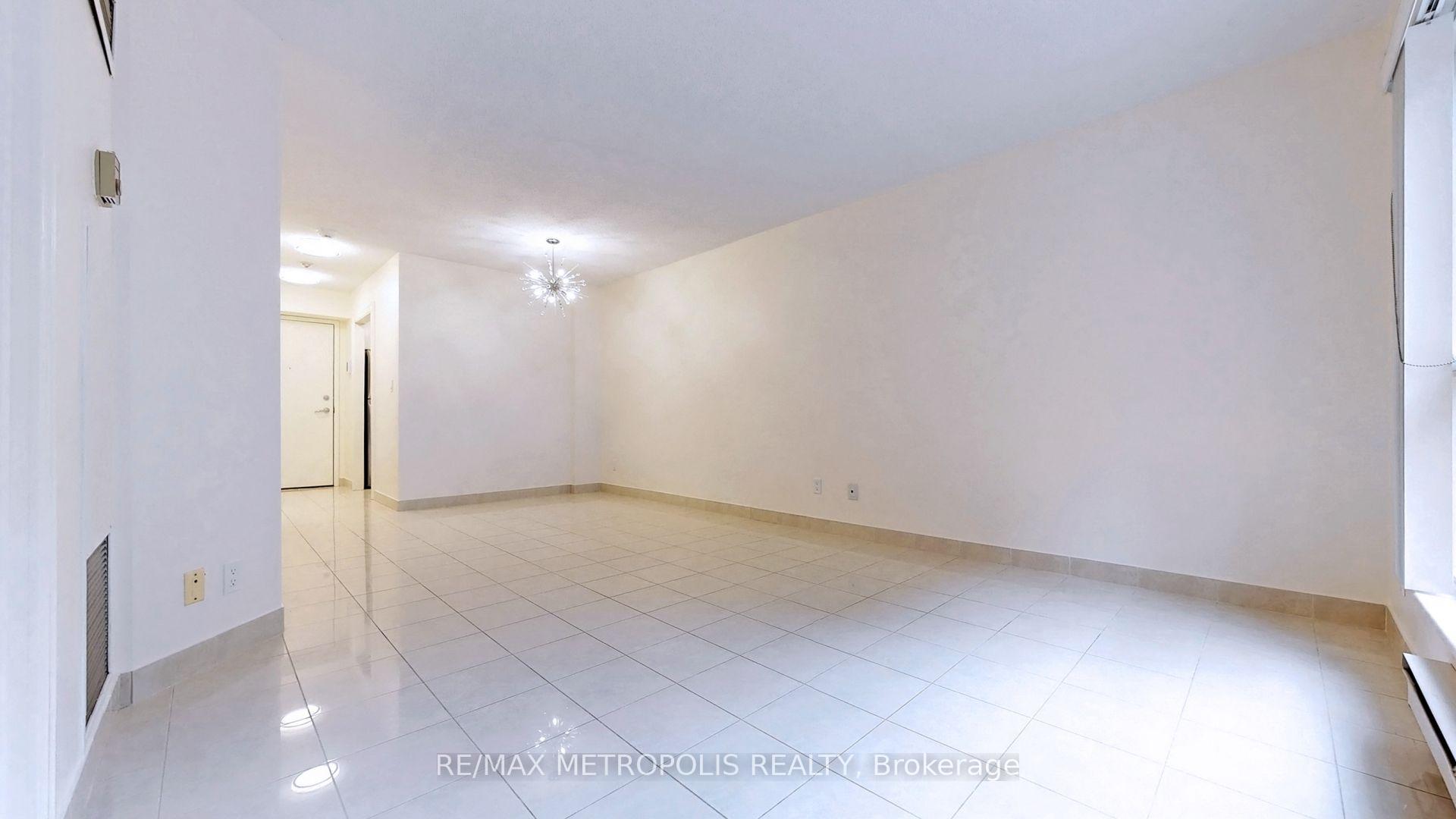 Photo 11 of Unit 407, 7 Carlton Street, Toronto, Church-Yonge Corridor — HOMEH
