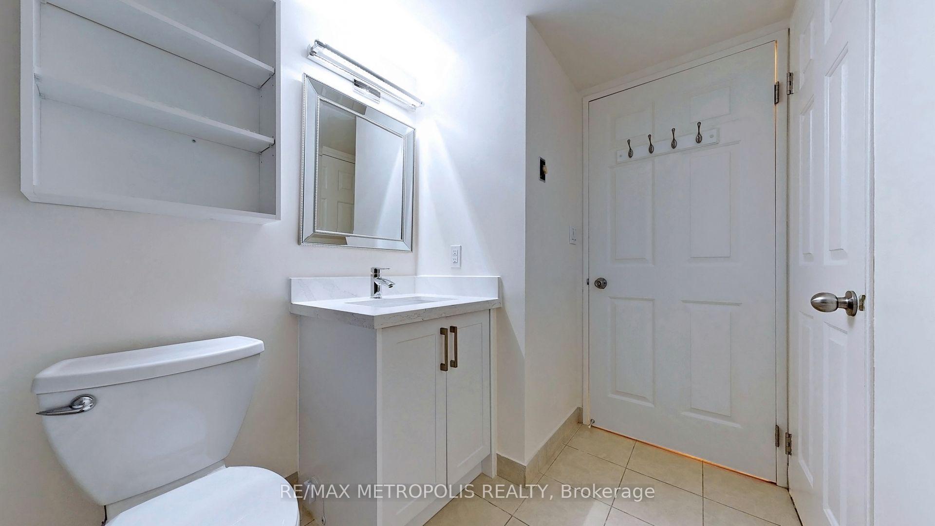 Photo 22 of Unit 407, 7 Carlton Street, Toronto, Church-Yonge Corridor — HOMEH