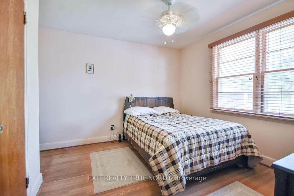Photo 13 of 124 Queen Street, Barrie, Codrington — HOMEH
